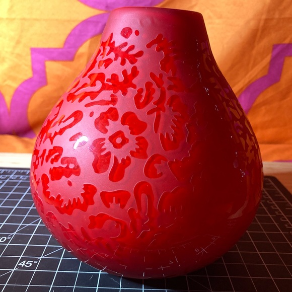 Etched Red Art Glass Vase Handmade Ei8hteen Karat 18/K Vintage 6" Belis - Picture 9 of 16